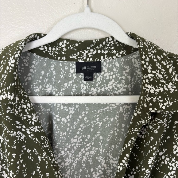 J. Jill Wearever Green White Floral Print Long Sleeve Wrap Top Women’s Size 3X - Picture 2 of 6